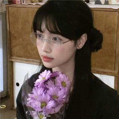 四月的女儿